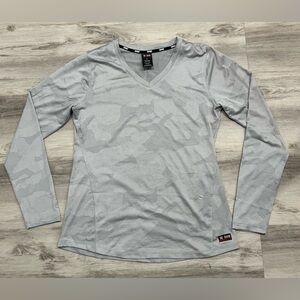 Tapout Women's Camouflage Gray Long Sleeve Tee